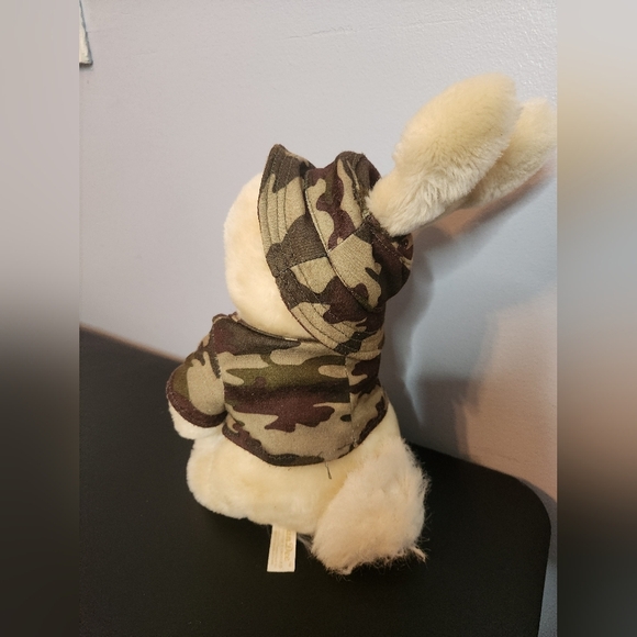 DanDee Cream Bunny Rabbit Camo Shirt/Hat Collectors Choice Pink Nose - Picture 6 of 8